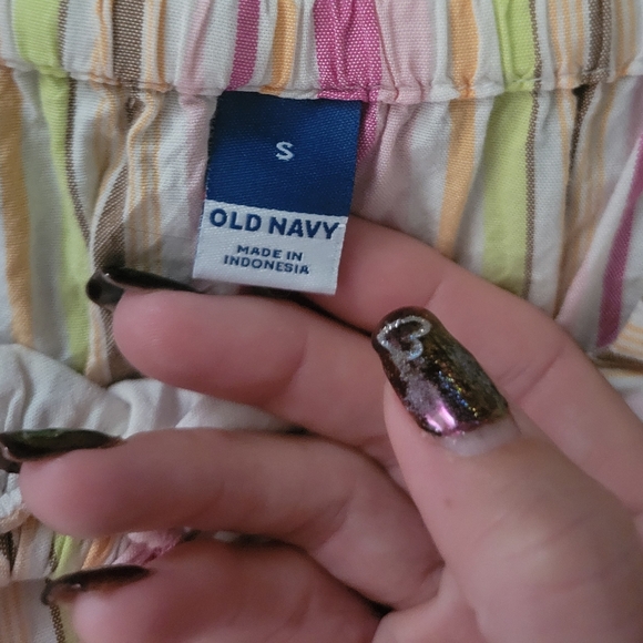 Old Navy Striped O-Ring Romper - Picture 3 of 6